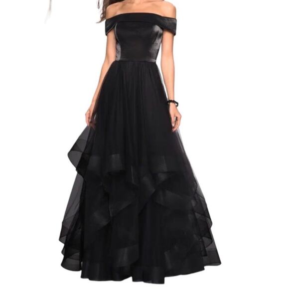 La Femme New Off the Shoulder Evening Gown Black 10 Formal Cocktail Fairy Goth - Picture 11 of 12